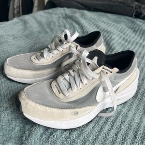 Nike Waffle One